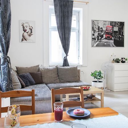 Dora Apartment Near Buda Castle With Parking! Βουδαπέστη Εξωτερικό φωτογραφία