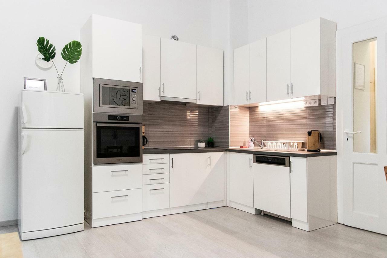 Dora Apartment Near Buda Castle With Parking! Βουδαπέστη Εξωτερικό φωτογραφία