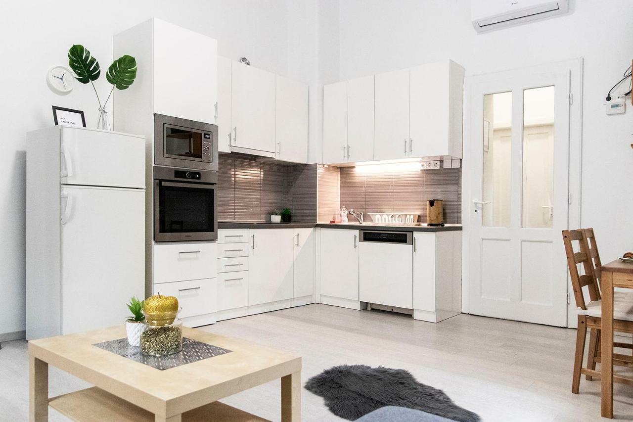 Dora Apartment Near Buda Castle With Parking! Βουδαπέστη Εξωτερικό φωτογραφία