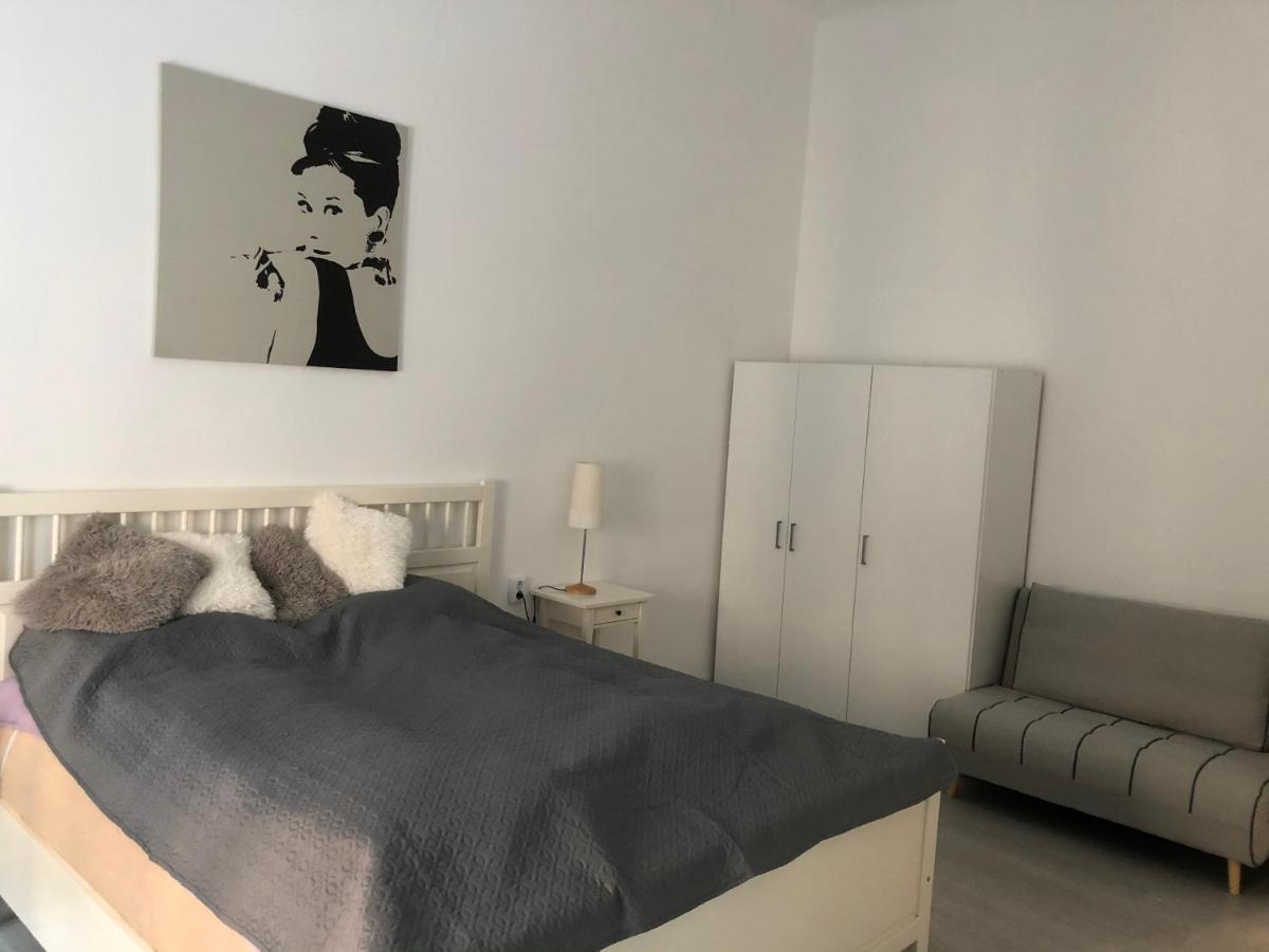Dora Apartment Near Buda Castle With Parking! Βουδαπέστη Εξωτερικό φωτογραφία